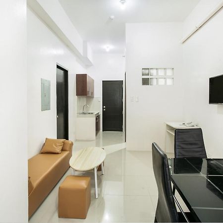 Oyo 505 Jardin Suites Manille Extérieur photo