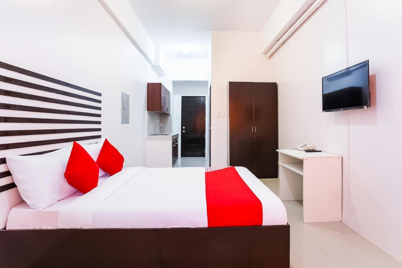 Oyo 505 Jardin Suites Manille Extérieur photo