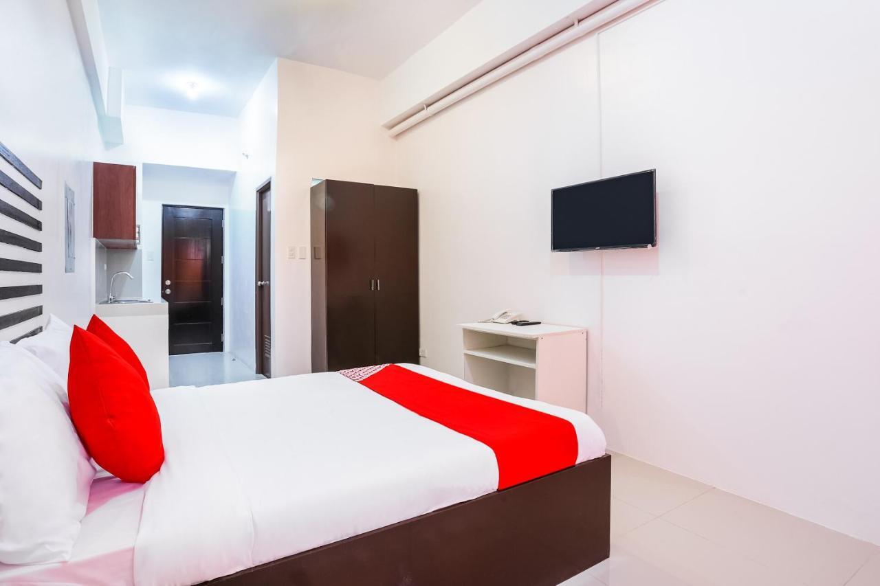 Oyo 505 Jardin Suites Manille Extérieur photo