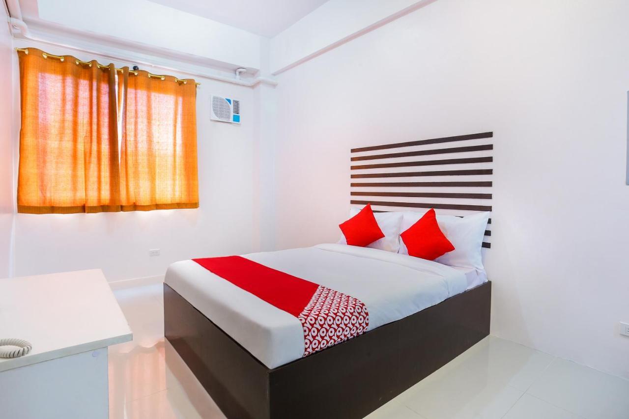 Oyo 505 Jardin Suites Manille Chambre photo