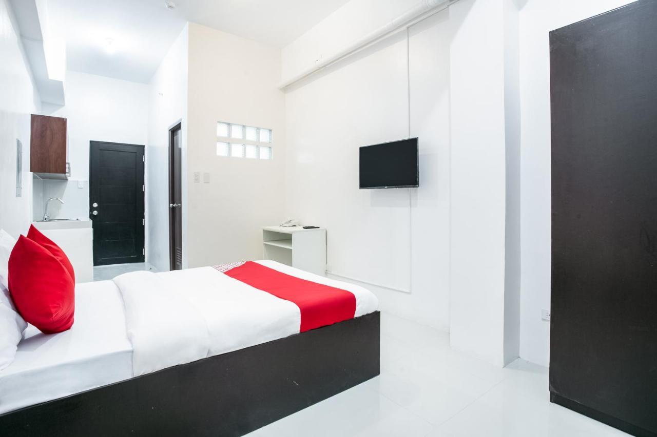 Oyo 505 Jardin Suites Manille Extérieur photo
