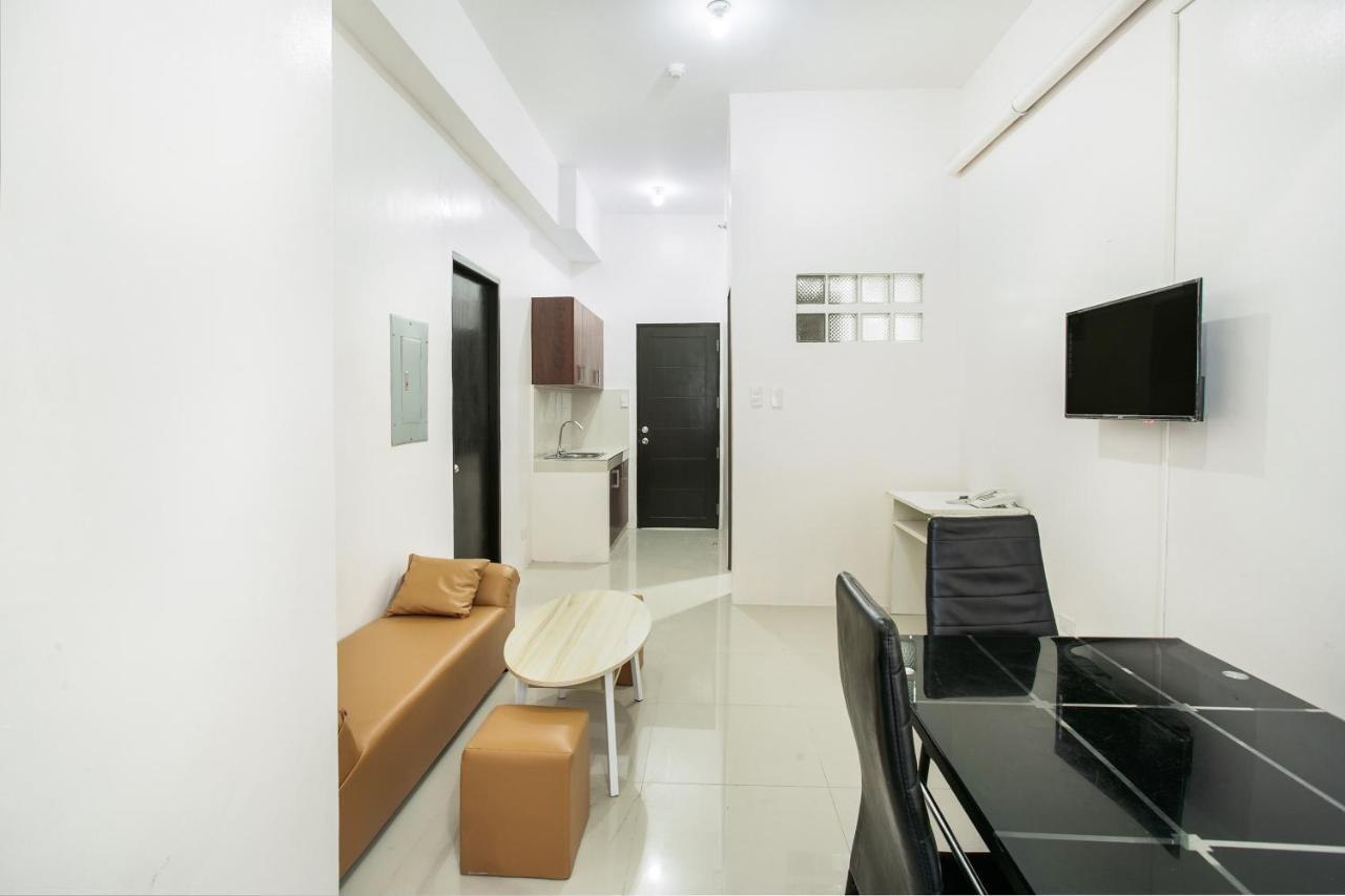 Oyo 505 Jardin Suites Manille Extérieur photo