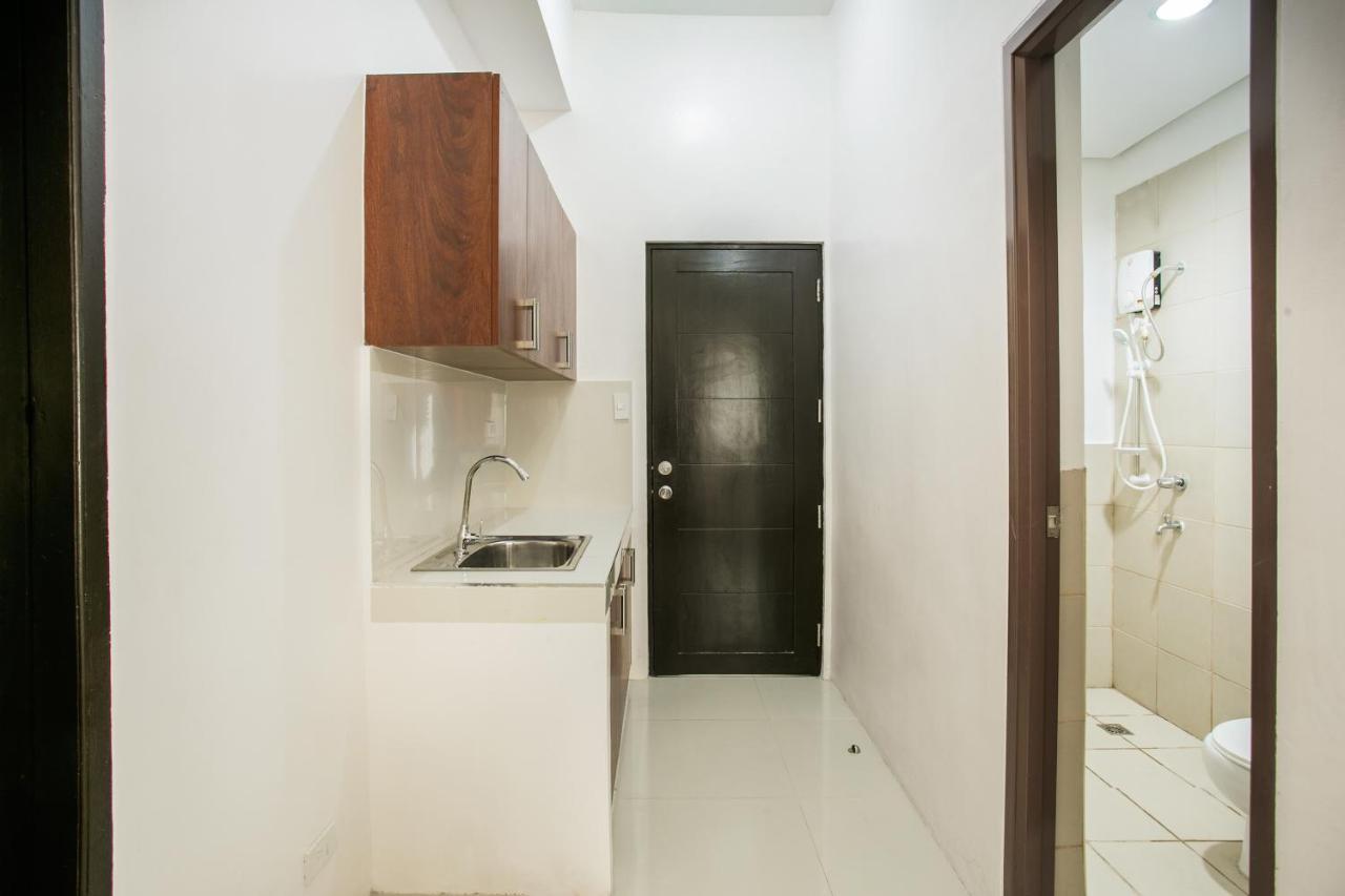 Oyo 505 Jardin Suites Manille Extérieur photo