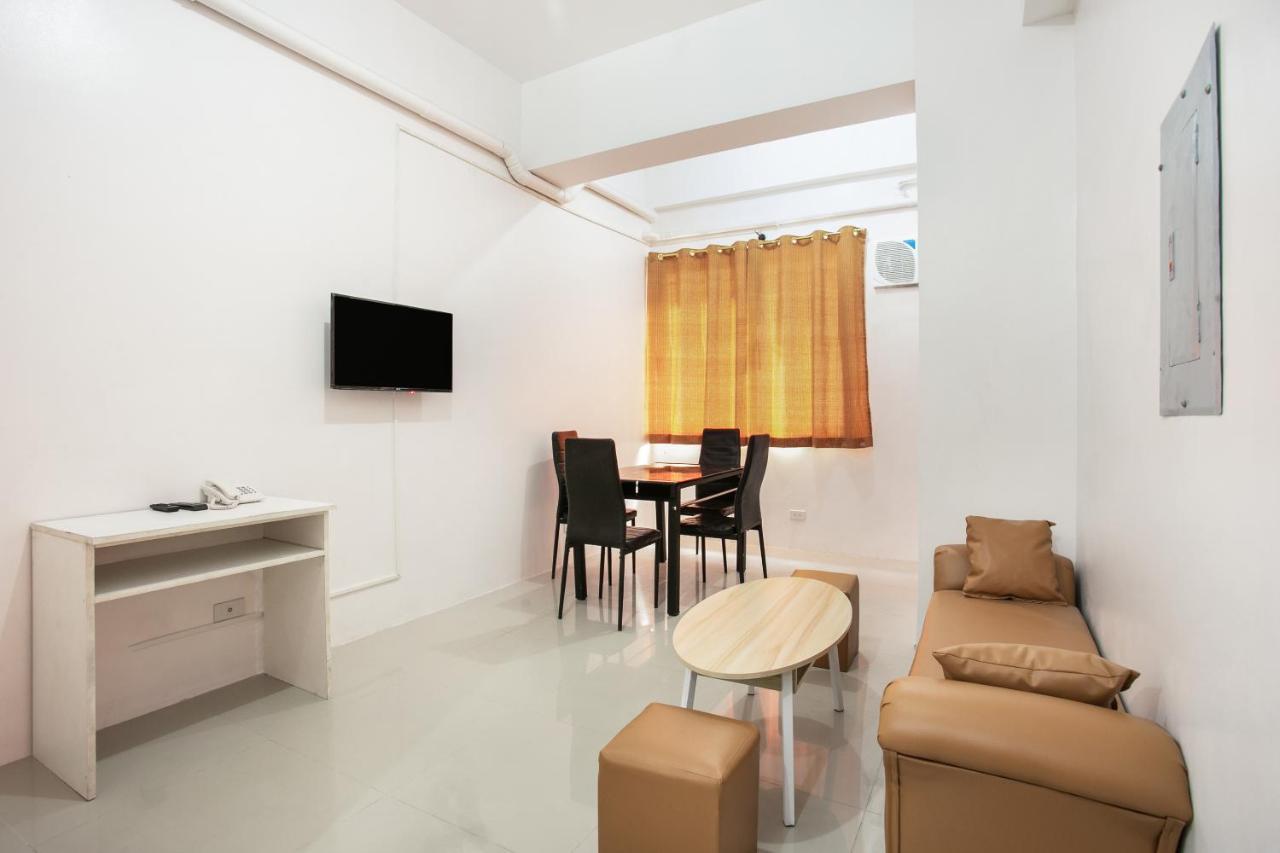 Oyo 505 Jardin Suites Manille Extérieur photo